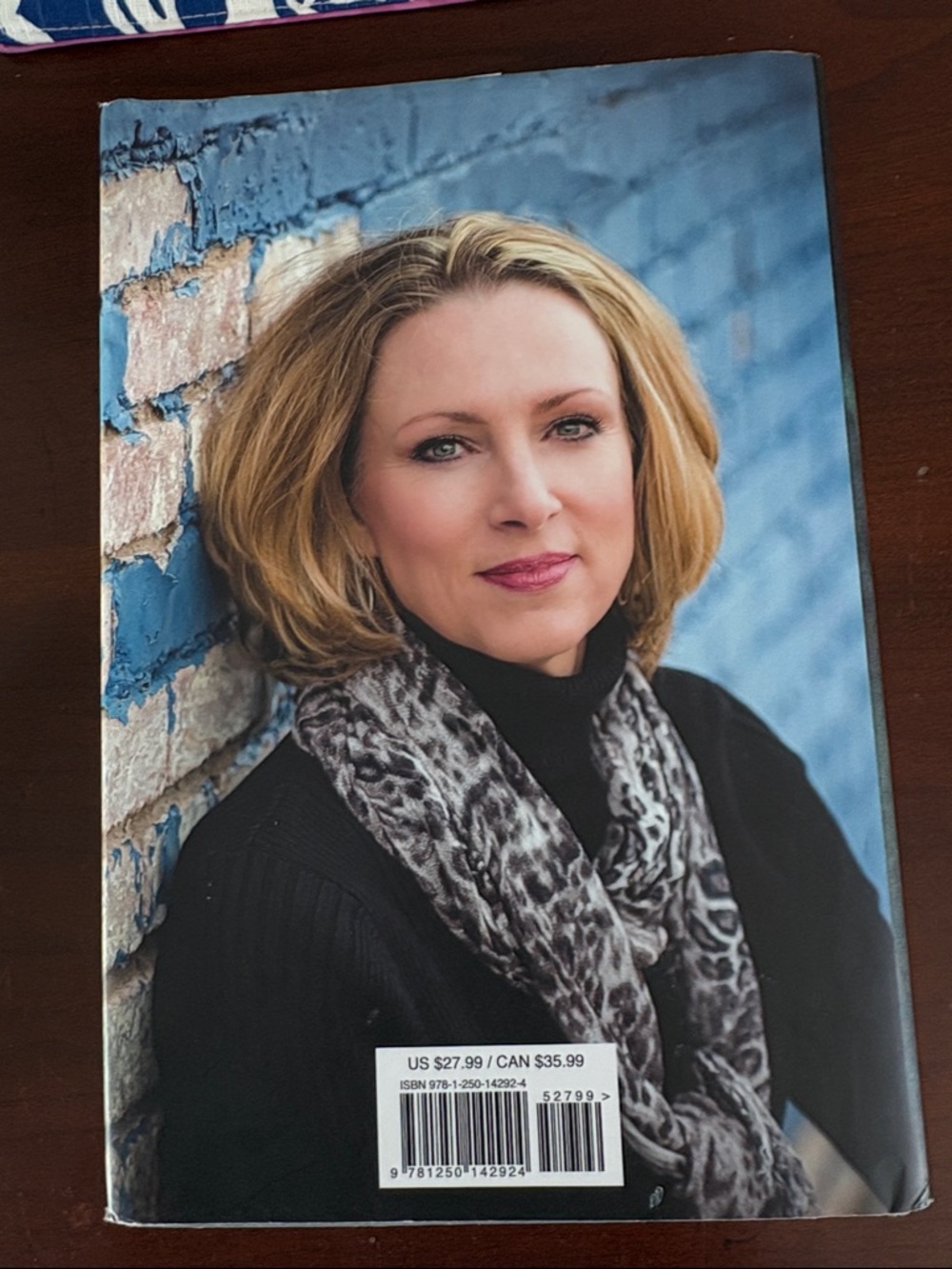 The Hidden One and Fallen TWO books by Linda Castillo, Novels of Suspense - Picture 3 of 5